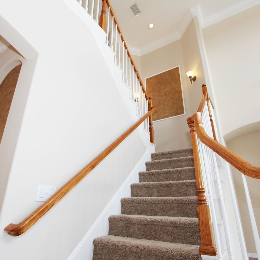 renovierte Treppe